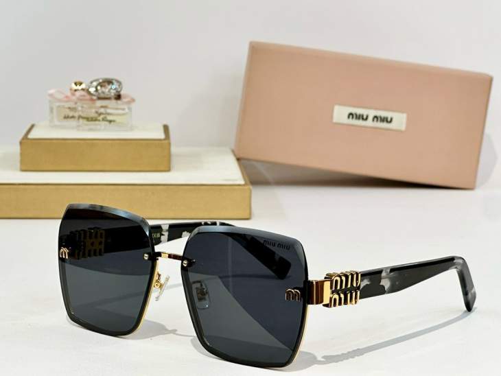 Picture of Miu Miu Sunglasses _SKUfw79278710fw